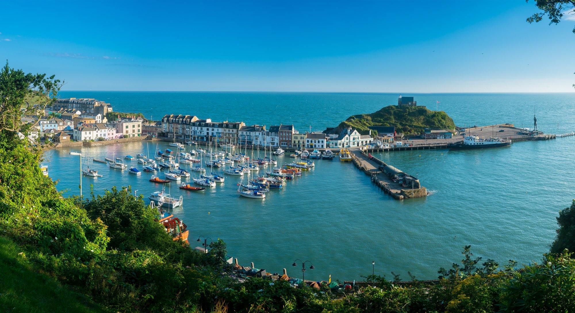 The Devon Candles and Diffusers Home County Co.