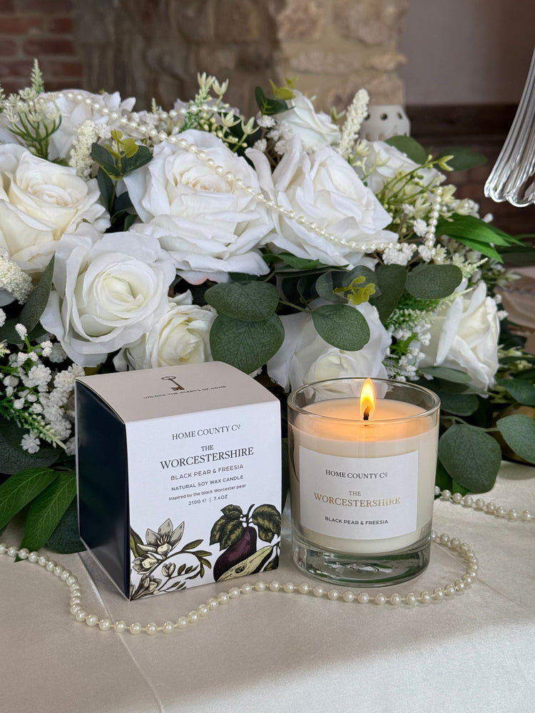 The Worcestershire - Black Pear and Freesia
